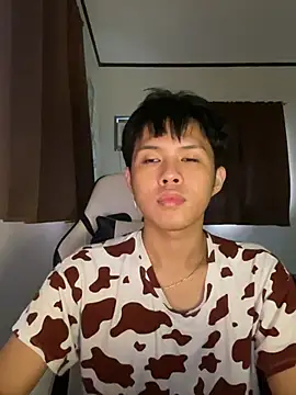 Plaxtique online show from 12-18-25, 10:49