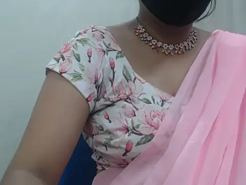 Snapshot of Lovely_Siri_23 chatting on 05-02-26, 06:29 Lovely Siri 23 online show from 05-02-26, 06:29