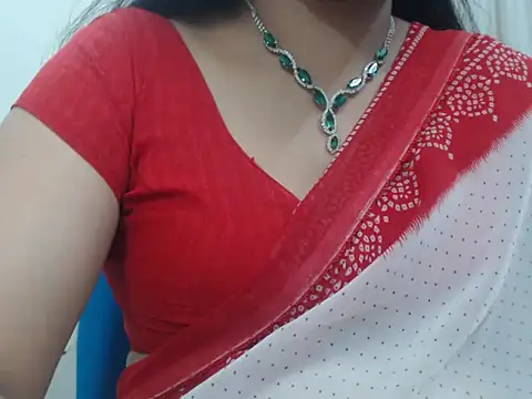 Snapshot of Lovely_Siri_23 chatting on 07-02-26, 07:03 Lovely Siri 23 online show from 07-02-26, 07:03
