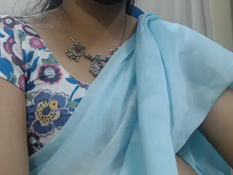 Snapshot of Lovely_Siri_23 chatting on 07-04-26, 06:25 Lovely Siri 23 online show from 07-04-26, 06:25