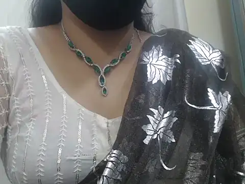 Snapshot of Lovely_Siri_23 chatting on 07-25-26, 05:10 Lovely Siri 23 online show from 07-25-26, 05:10