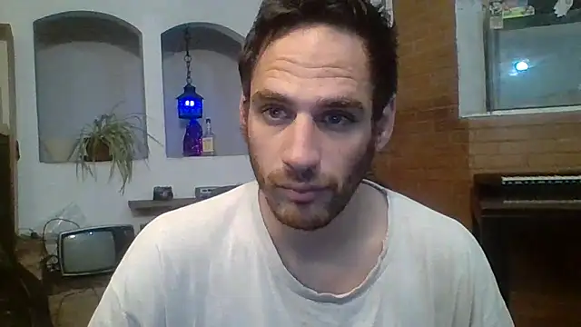 Snapshot of Stevenson988 chatting on 10-31-25, 12:55 Stevenson988 online show from 10-31-25, 12:55