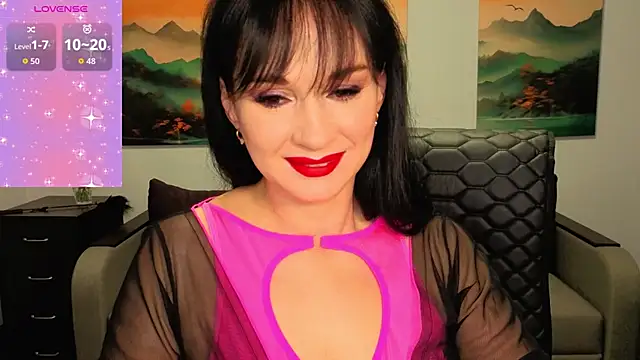 Sofia Ford online show from 11-18-25, 07:35