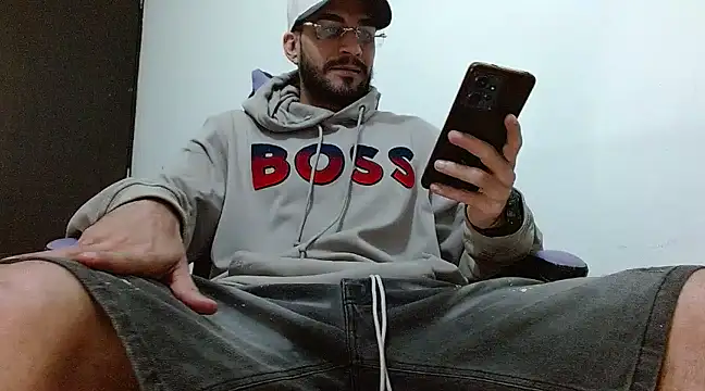 Snapshot of Money_For_masterCody chatting on 01-30-25, 02:06 Money For masterCody online show from 01-30-25, 02:06