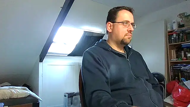 rdewaard81 online show from 10-01-25, 08:42