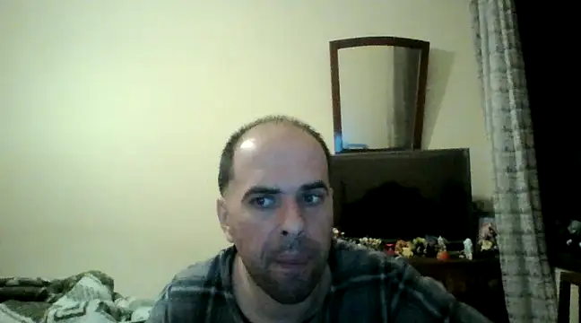 Snapshot of sstrasser chatting on 12-05-24, 01:25 sstrasser online show from 12-05-24, 01:25