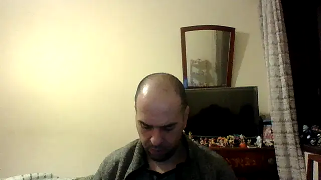 Snapshot of sstrasser chatting on 12-24-24, 01:16 sstrasser online show from 12-24-24, 01:16