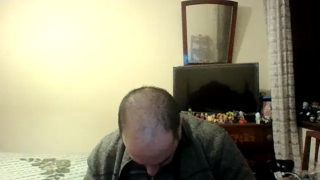 Snapshot of sstrasser chatting on 01-05-25, 01:03 sstrasser online show from 01-05-25, 01:03