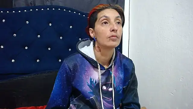 Snapshot of anyu1306 chatting on 12-13-24, 12:42 anyu1306 online show from 12-13-24, 12:42