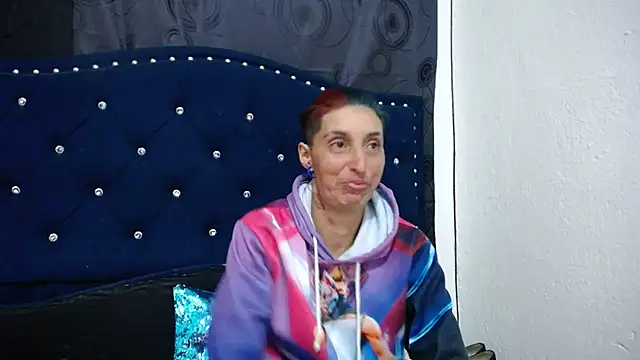 Snapshot of anyu1306 chatting on 02-14-25, 03:00 anyu1306 online show from 02-14-25, 03:00