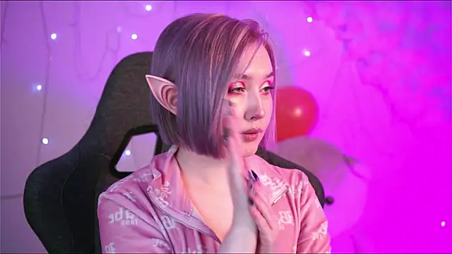 ReiYosimoto online show from 02-14-25, 11:42