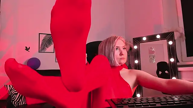 ReiYosimoto online show from 03-03-25, 06:01