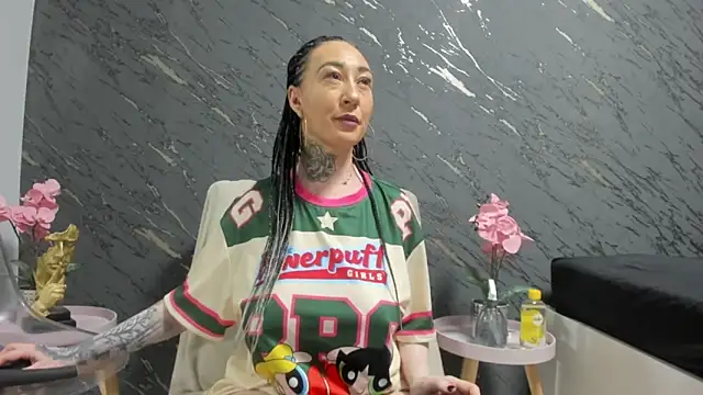 Snapshot of Rayanablackandwhite chatting on 11-27-25, 08:00 Rayanablackandwhite online show from 11-27-25, 08:00