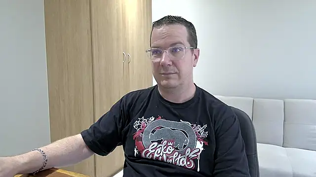 BrettJ81 online show from 01-16-26, 01:15