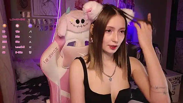 Evie Ro online show from 04-04-26, 09:45