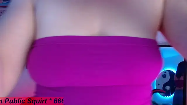 Snapshot of Eve_Blue77 chatting on 03-13-25, 03:22 Eve Blue77 online show from 03-13-25, 03:22