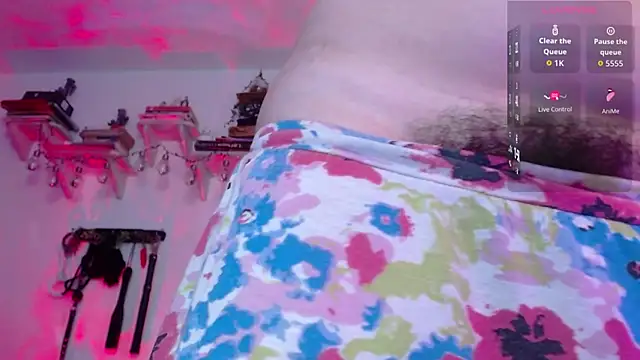 Snapshot of Eve_Blue77 chatting on 12-02-25, 12:05 Eve Blue77 online show from 12-02-25, 12:05