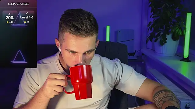 Sweeet  boy online show from 09-11-25, 06:30