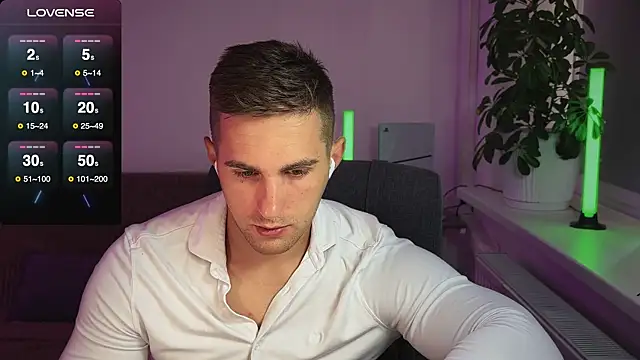 Sweeet  boy online show from 09-13-25, 09:09