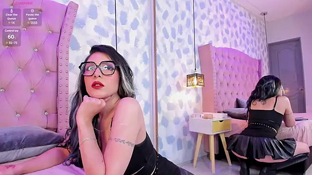 Snapshot of saori_blue chatting on 12-02-24, 08:22 saori blue online show from 12-02-24, 08:22