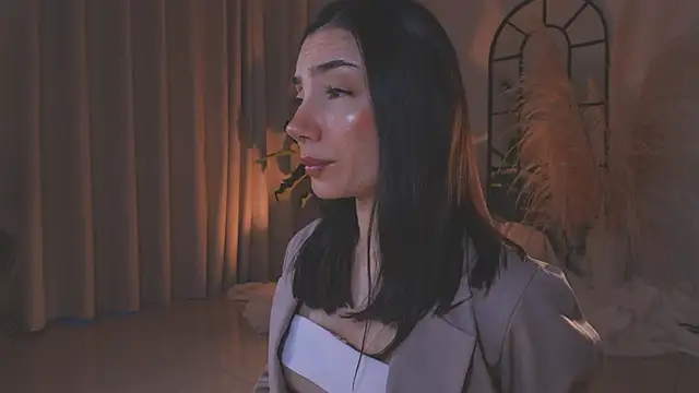 AmyArmstrong online show from 09-15-25, 11:05