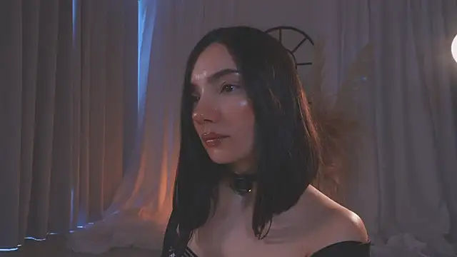 AmyArmstrong online show from 11-08-25, 08:29