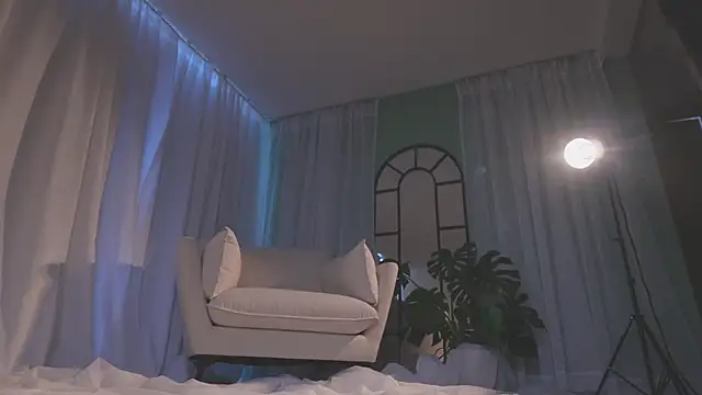 AmyArmstrong online show from 02-21-26, 09:49