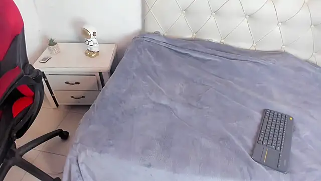 oliver price1 online show from 04-03-26, 01:53