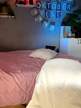 DaniDusan  online show from 09-22-25, 10:34