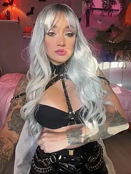 DaniDusan  online show from 10-27-25, 10:03