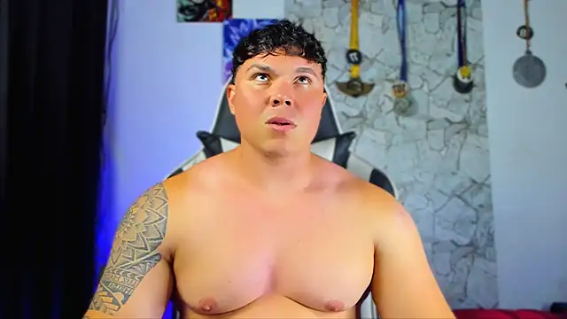 Snapshot of Drakexion21 chatting on 10-03-25, 11:13 Drakexion21 online show from 10-03-25, 11:13