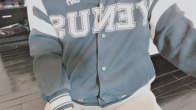 Sophie Secret online show from 02-19-25, 10:53