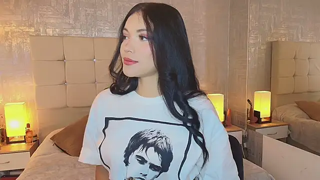 Baby Venuss online show from 12-30-24, 03:47