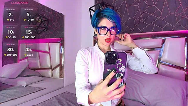 Annie Swan online show from 10-20-25, 12:05