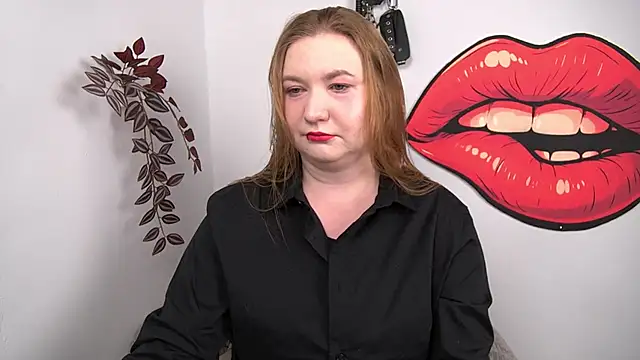 Snapshot of LaraDream chatting on 02-03-26, 01:27 LaraDream online show from 02-03-26, 01:27