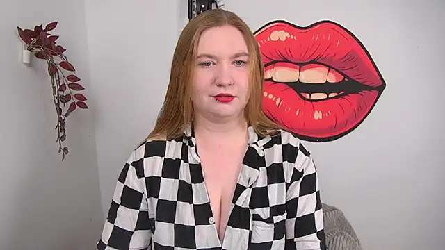 Snapshot of LaraDream chatting on 04-07-26, 01:55 LaraDream online show from 04-07-26, 01:55