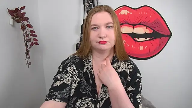 Snapshot of LaraDream chatting on 04-10-26, 03:17 LaraDream online show from 04-10-26, 03:17