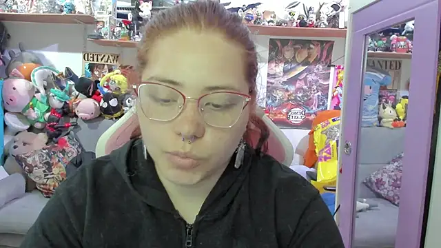 Snapshot of soficammy chatting on 04-18-26, 10:21 soficammy online show from 04-18-26, 10:21