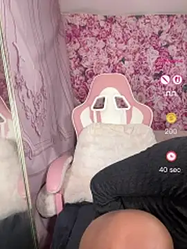 mismialove online show from 05-24-26, 01:38