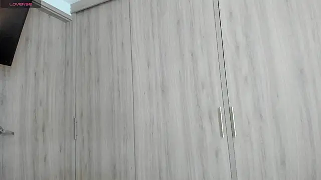 nelumbonucifera online show from 01-17-25, 01:25