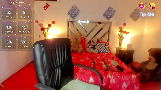 Snapshot of Miagrace chatting on 10-17-25, 09:39 Miagrace online show from 10-17-25, 09:39