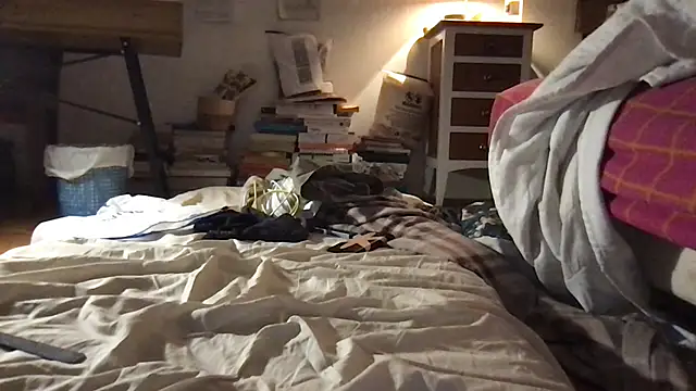 McPherson72 online show from 10-06-25, 01:47