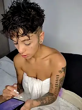 luci fer devil online show from 01-23-25, 02:02