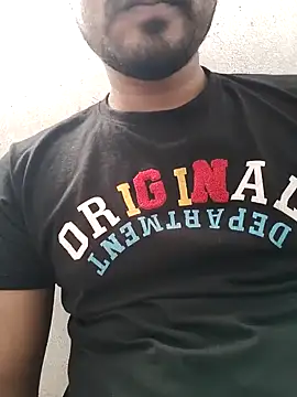 Snapshot of Kolkata___Boy chatting on 12-13-24, 09:24 Kolkata   Boy online show from 12-13-24, 09:24