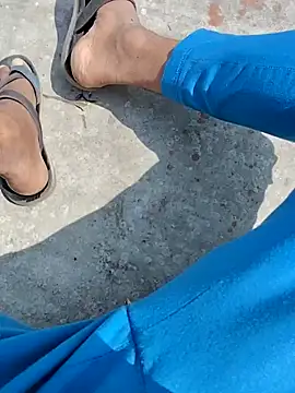 Snapshot of Kolkata___Boy chatting on 12-17-24, 05:51 Kolkata   Boy online show from 12-17-24, 05:51