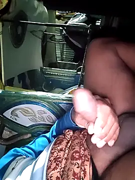 Snapshot of Kolkata___Boy chatting on 12-30-24, 05:02 Kolkata   Boy online show from 12-30-24, 05:02