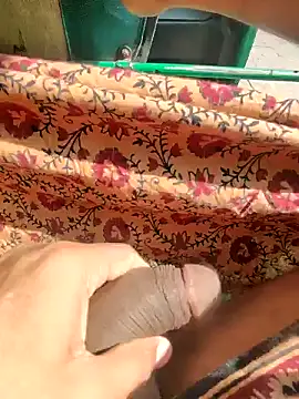 Snapshot of Kolkata___Boy chatting on 01-05-25, 07:38 Kolkata   Boy online show from 01-05-25, 07:38