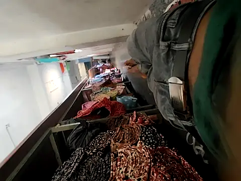 Snapshot of Kolkata___Boy chatting on 02-17-25, 09:35 Kolkata   Boy online show from 02-17-25, 09:35