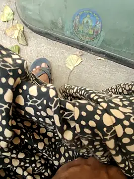 Snapshot of Kolkata___Boy chatting on 02-23-25, 08:17 Kolkata   Boy online show from 02-23-25, 08:17