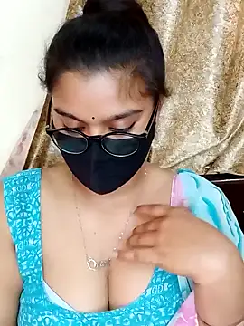 Jasmine jaaan online show from 02-05-25, 11:23